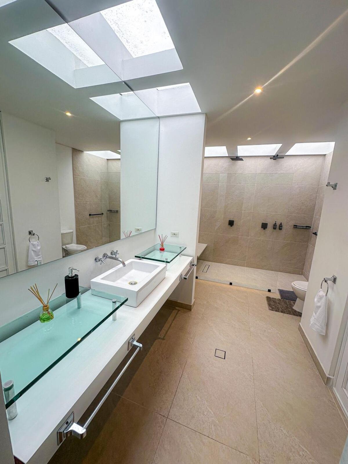 A Penthouse With A Luxury Jacuzzi And Panoramic View * Bogotá